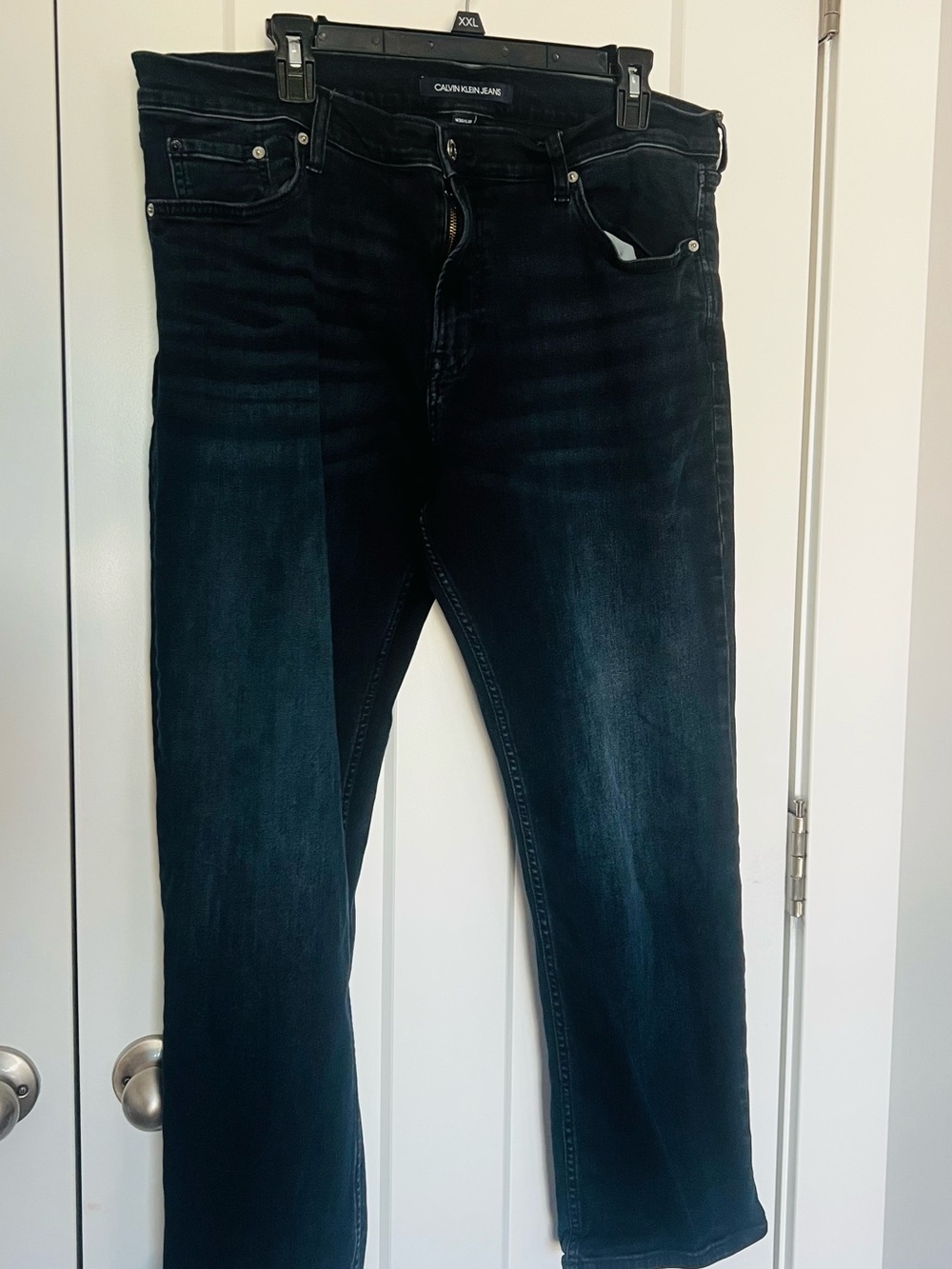 Calvin Klein Jeans Men’s Black Wash Straight Leg Jeans